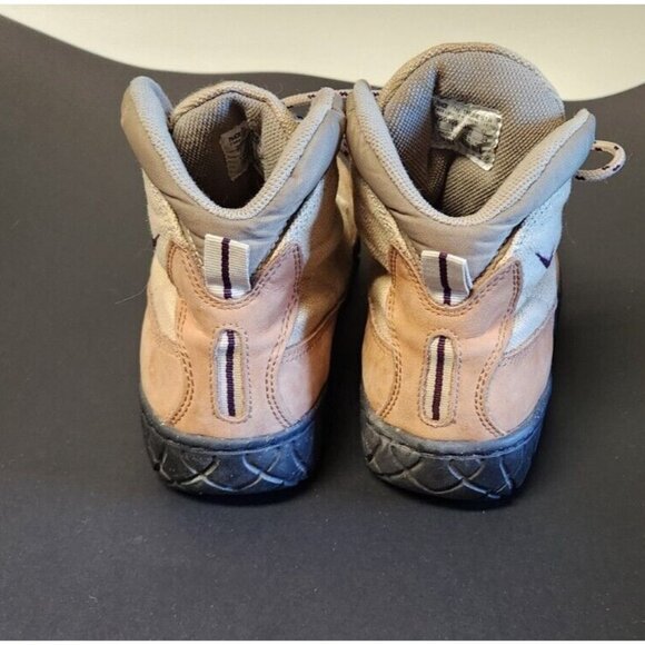 Nike Air ACG Vtg Women's Size 7 Walking Hiking Boots Brown Style 950406-IW - Picture 5 of 8